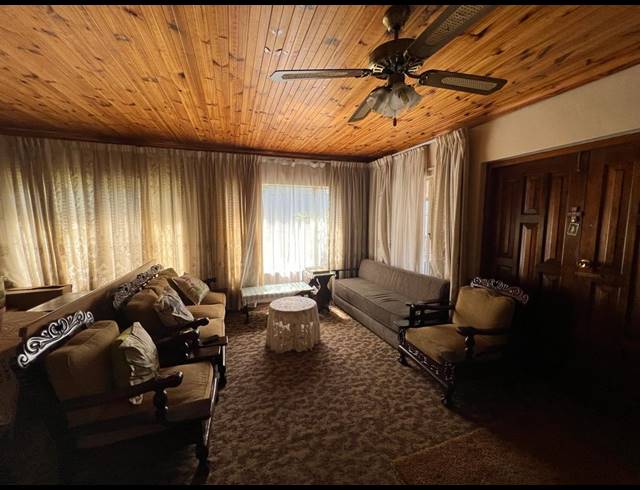 4 BEDROOM FREESTANDING FOR SALE IN NEWHOLME